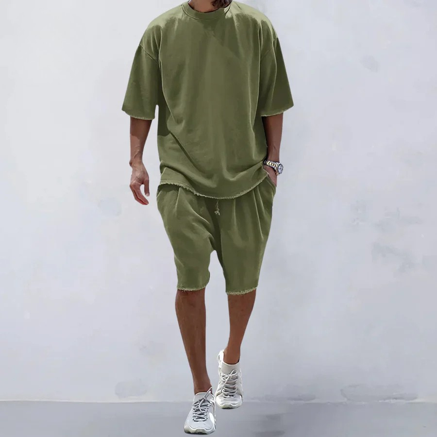 Conjunto Essentials desgastado